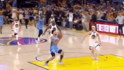 1744784997663090405.gif 开云体育官网-水平稀烂or极致控场?勇熊一战被离谱吹罚抢戏