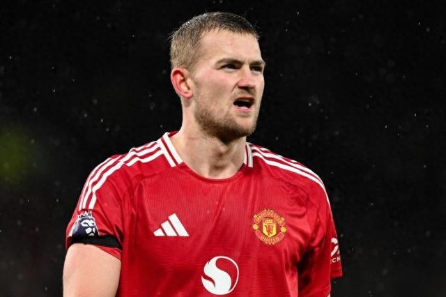 开云-穆伦斯汀：德里赫特体重过大了，但他才26岁未来可期