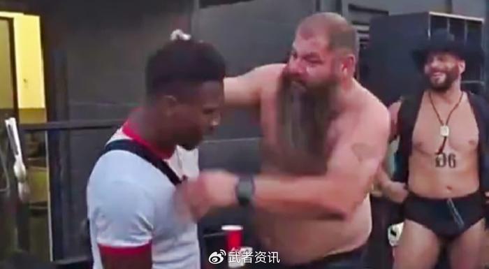 开云体育官网-前UFC冠军杰克逊的儿子在摔角赛场殴打选手致昏迷