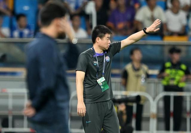 1726235715739092319.jpg 开云体育-于根伟:近两周的训练质量非常好 伤员情况有好转