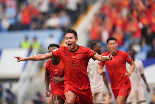 1726029361330004552.jpg 开云-严益唯:输球不能掩盖国足涨球的事实