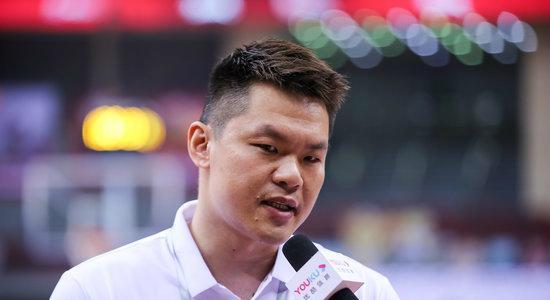 开云体育-朱芳雨引进三个小外援,广东新赛季战术浮出水面,夺冠呼声高涨