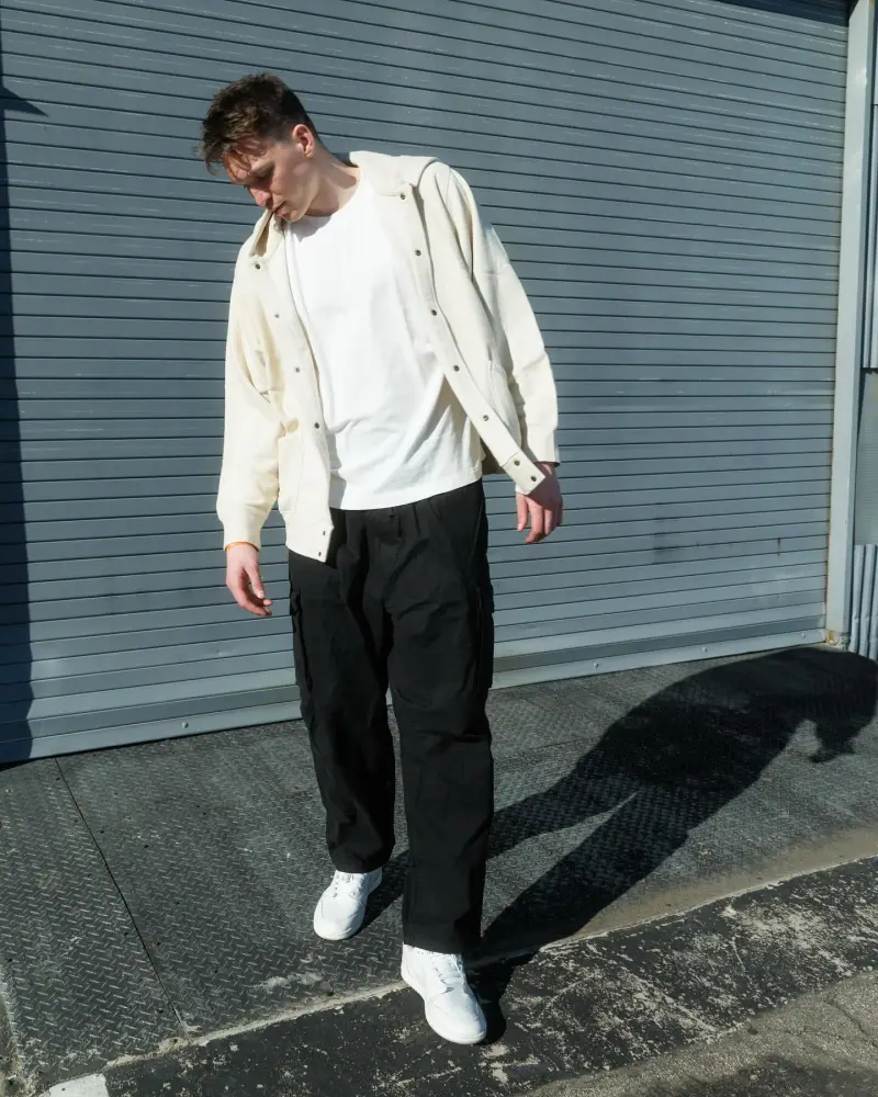 开云体育-你打几分？克内克特社媒晒出自己的秋装造型