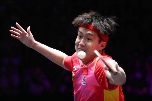 1726271045931067157.jpg 开云体育官网-【早报】阿德耶米2射1传,助多特暂登顶!